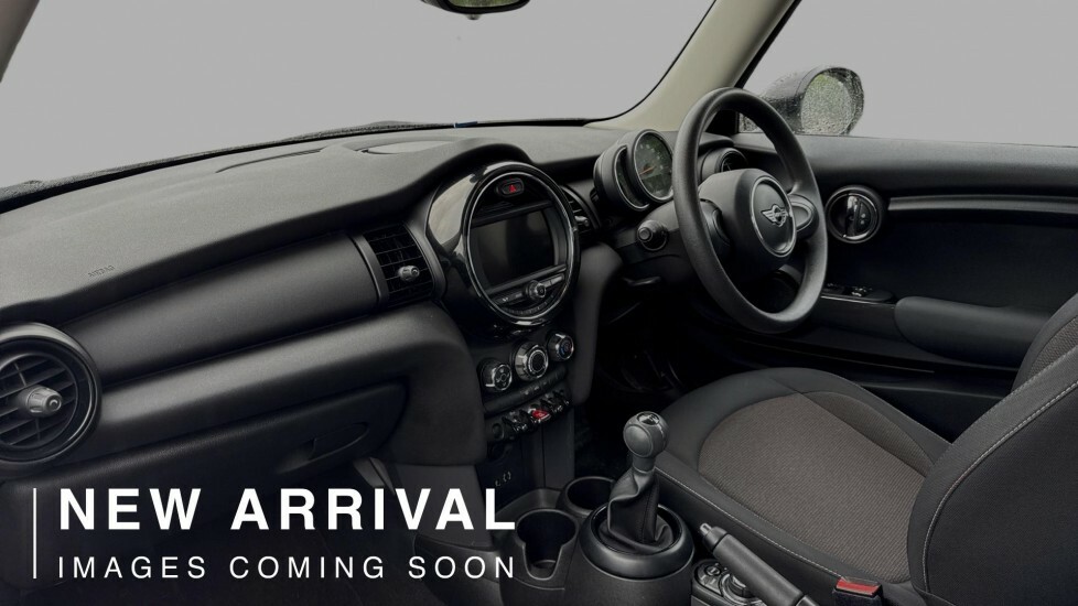 Mini Hatch One 3-Door DY17UZT White #2
