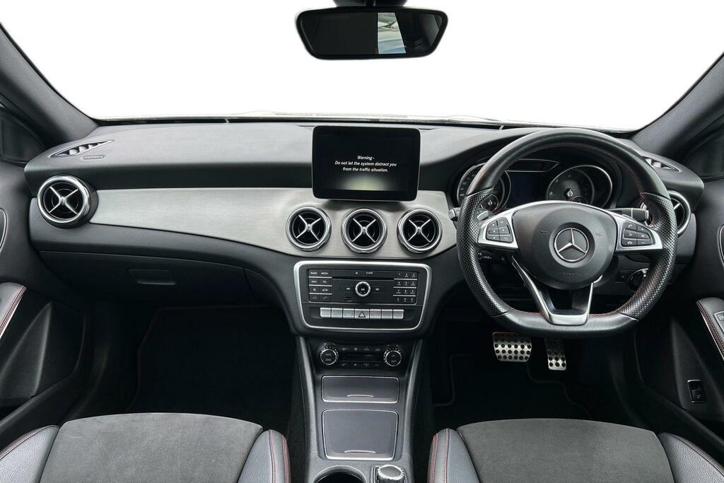 Mercedes-Benz GLA Class 2.1 Gla200d Amg Line Suv 7G-dct Euro 6 White #5
