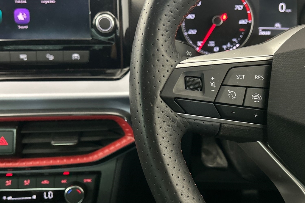 Seat Ibiza 1.0 Tsi 110 Fr Red #14