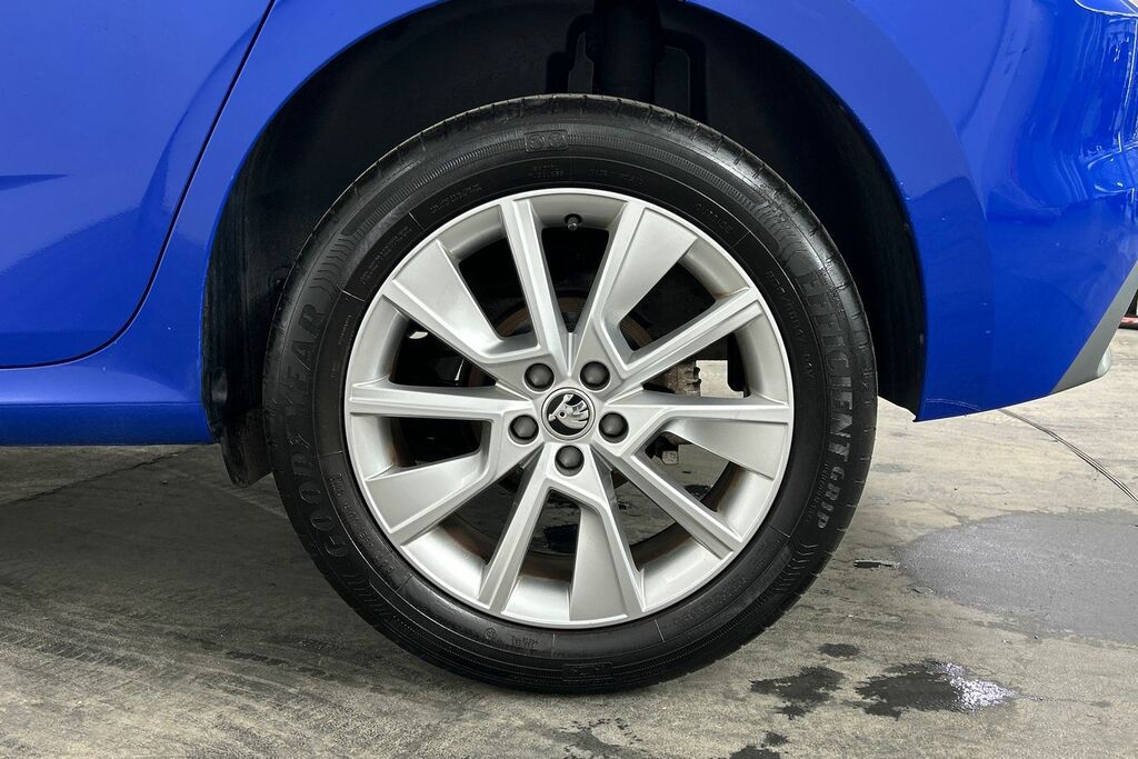 Skoda Kamiq 1.0 Tsi 110 Se Blue #5