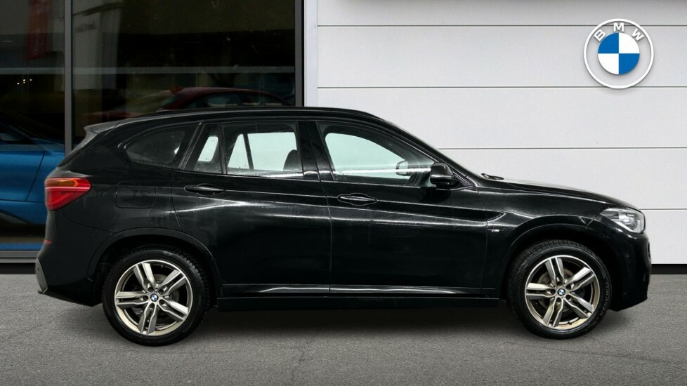 BMW X1 Xdrive20d Sport Black #3
