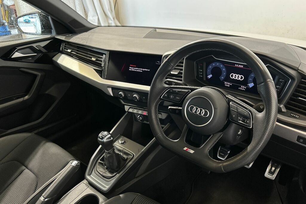 Audi A1 Black Edition 30 Tfsi 110 Ps 6-Speed SW23VYY White #6