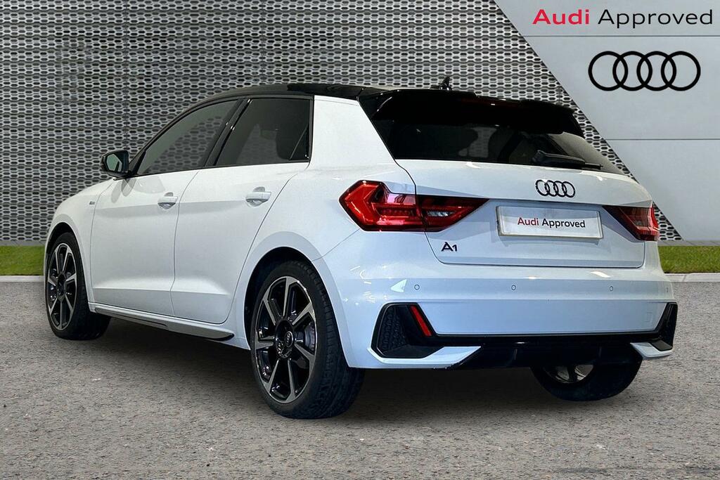 Audi A1 Black Edition 30 Tfsi 110 Ps 6-Speed SW23VYY White #3
