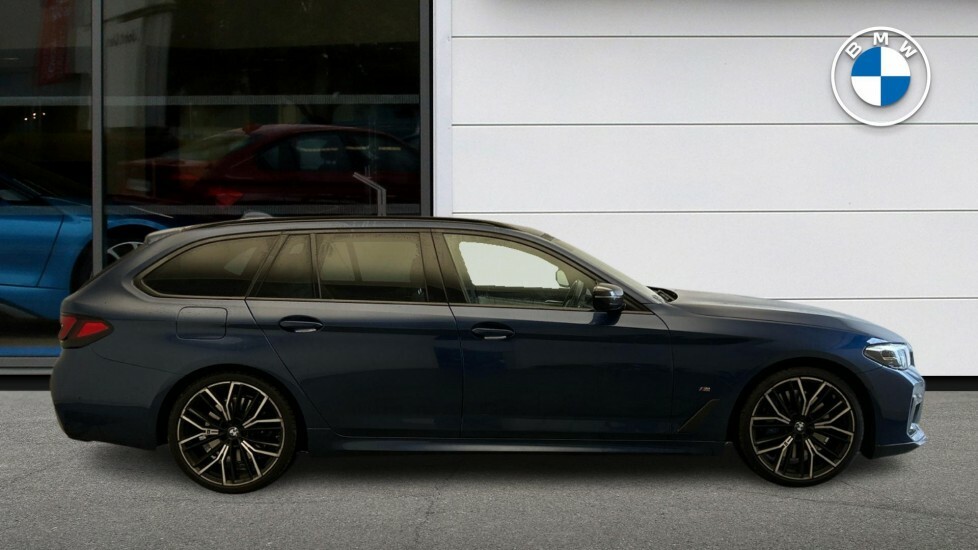 BMW 5 Series 540I Xdrive M Sport Touring Blue #3