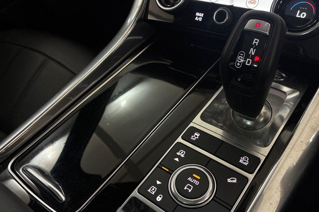 Land Rover Range Rover Sport 3.0 Dynamic Se Phev Black #13