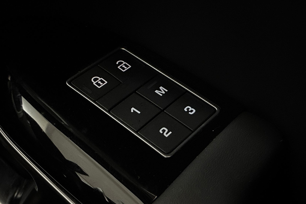 Land Rover Range Rover Sport 3.0 Dynamic Se Phev Black #25