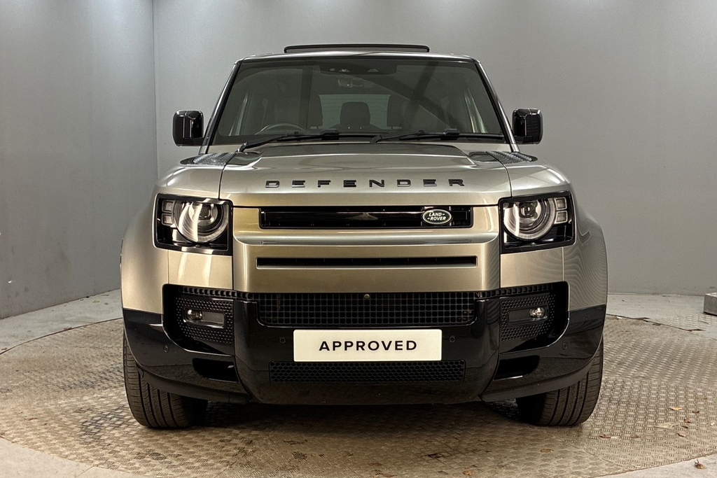 Land Rover Defender 90 X-dynamic Hse Black #7