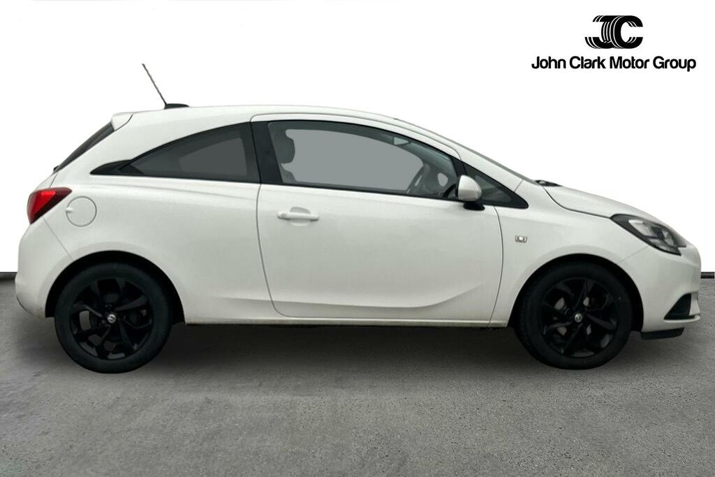 Vauxhall Corsa 1.4 75 Griffin White #4
