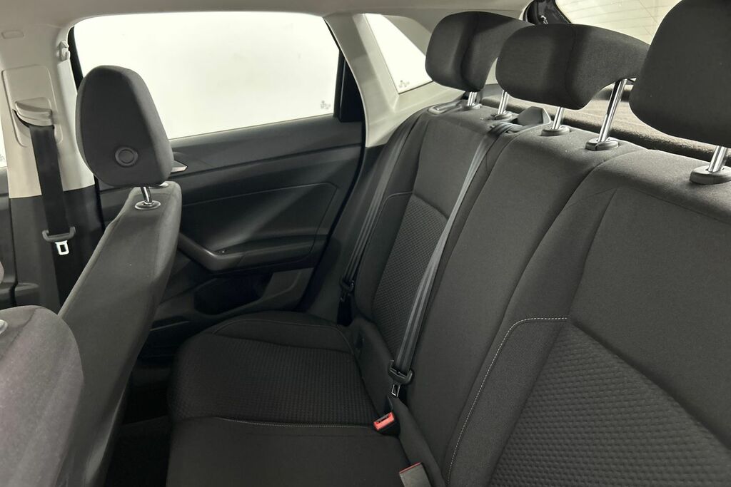 Volkswagen Polo 1.0 Se White #9
