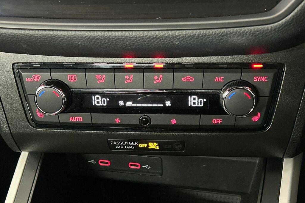 Seat Arona 1.0 Ecotsi Fr Dsg 109 Bhp Red #17