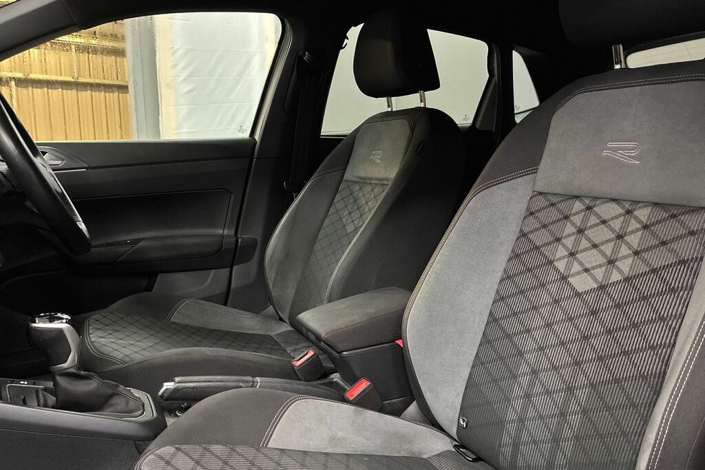 Volkswagen Polo Life Grey #16
