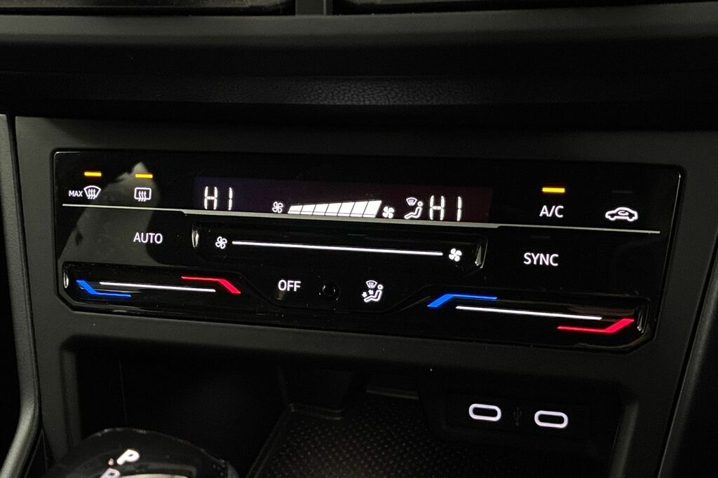 Volkswagen Polo Life Grey #17
