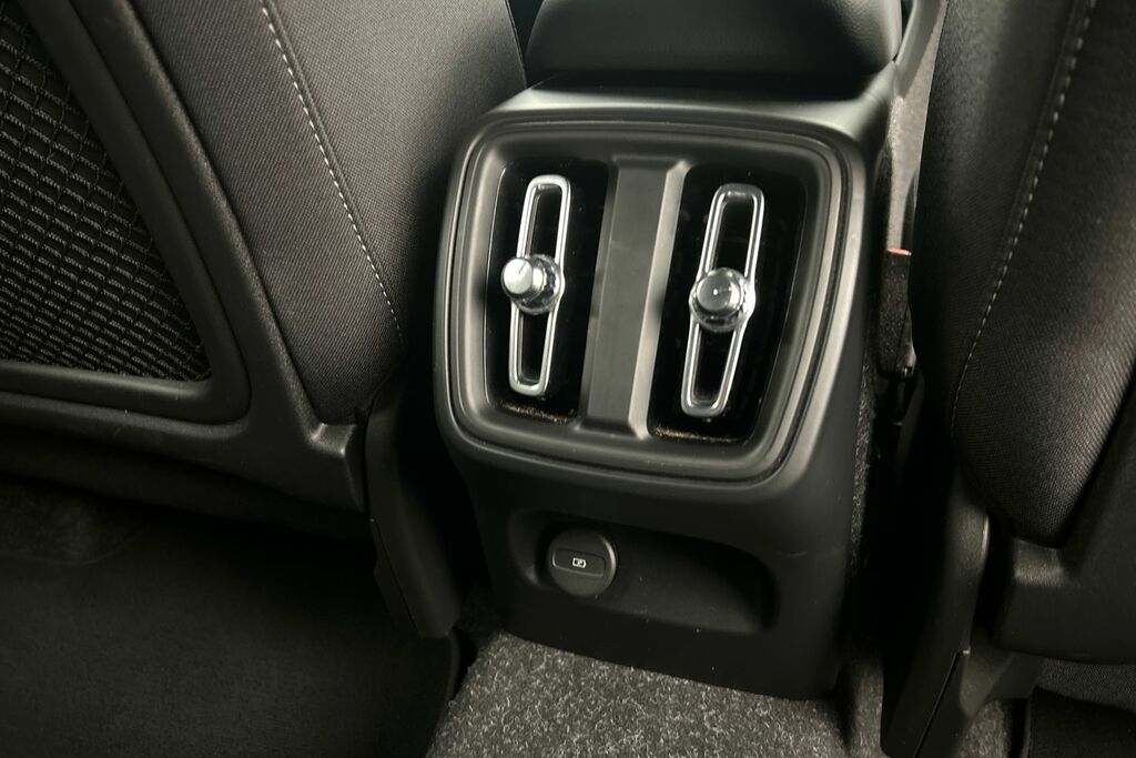Volvo XC40 T3 R-design, Grey #27