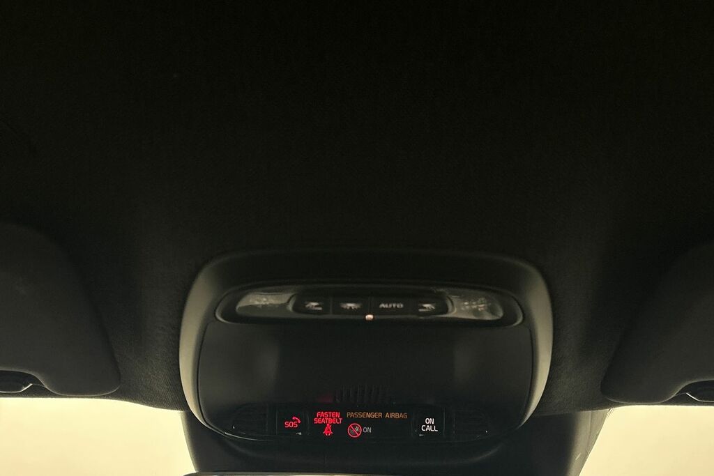 Volvo XC40 T3 R-design, Grey #29