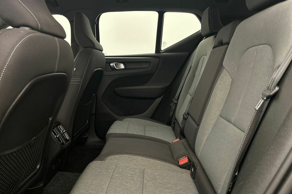 Volvo XC40 T3 R-design, Grey #17