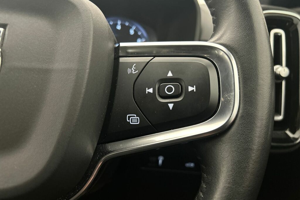 Volvo XC40 T3 R-design, Grey #12