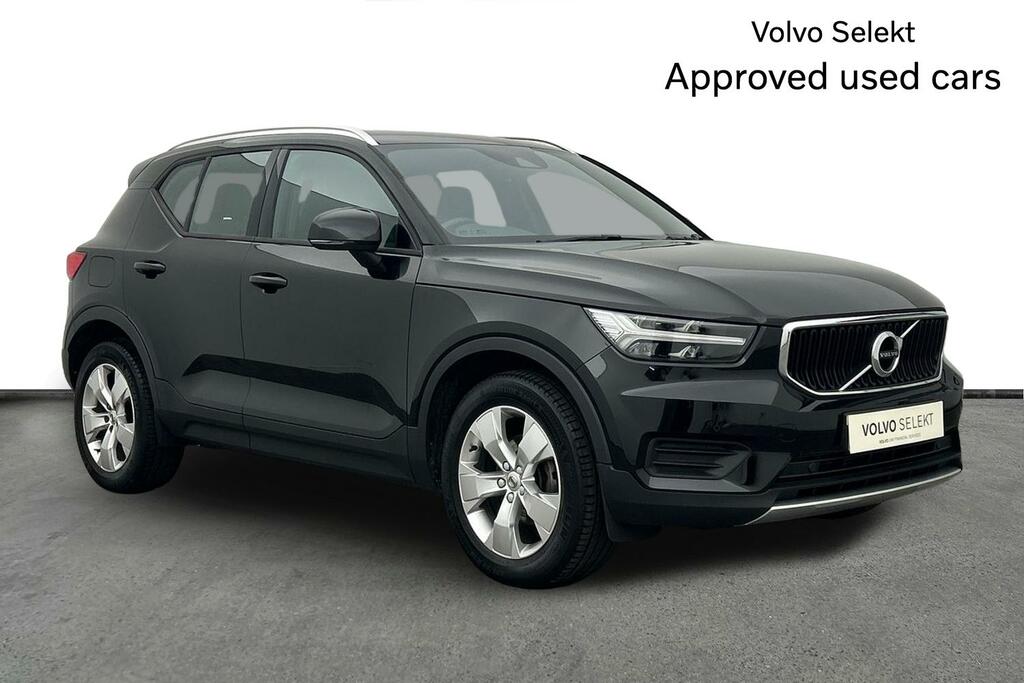 Volvo XC40 Momentum, T3 Black