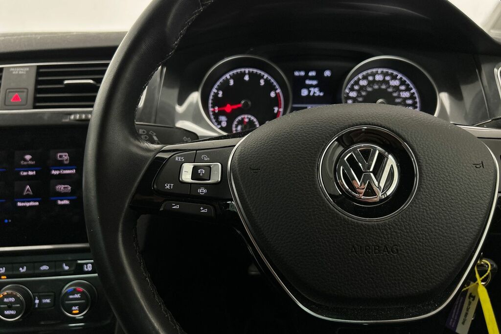 Volkswagen Golf 1.0 Etsi Life Dsg White #14