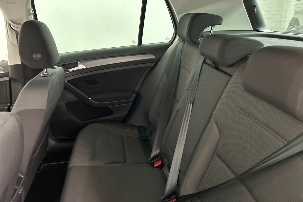 Volkswagen Golf 1.0 Etsi Life Dsg White #9