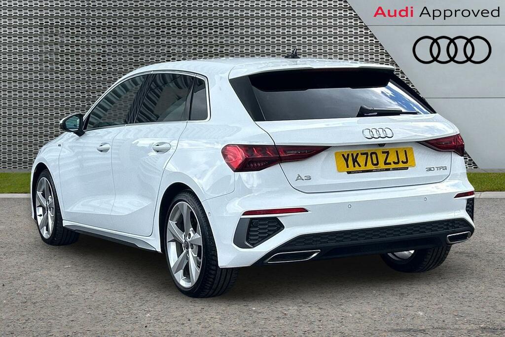 Audi A3 Hatchback 1.5 Tfsi 35 Edition 1 Sportback S Tronic Grey #3