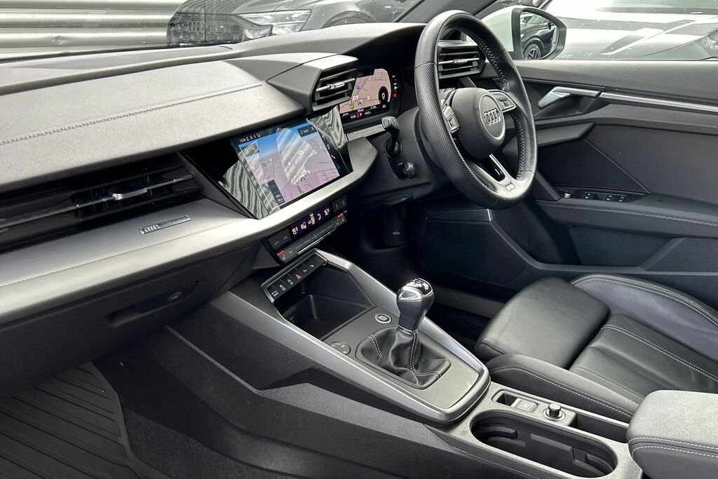 Audi A3 Hatchback 1.5 Tfsi 35 Edition 1 Sportback S Tronic Grey #2
