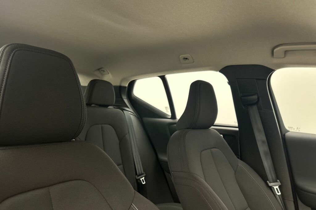 Volvo XC40 B4 P Awd Plus Dark Rear Camera, Heated Seats, A Black #31