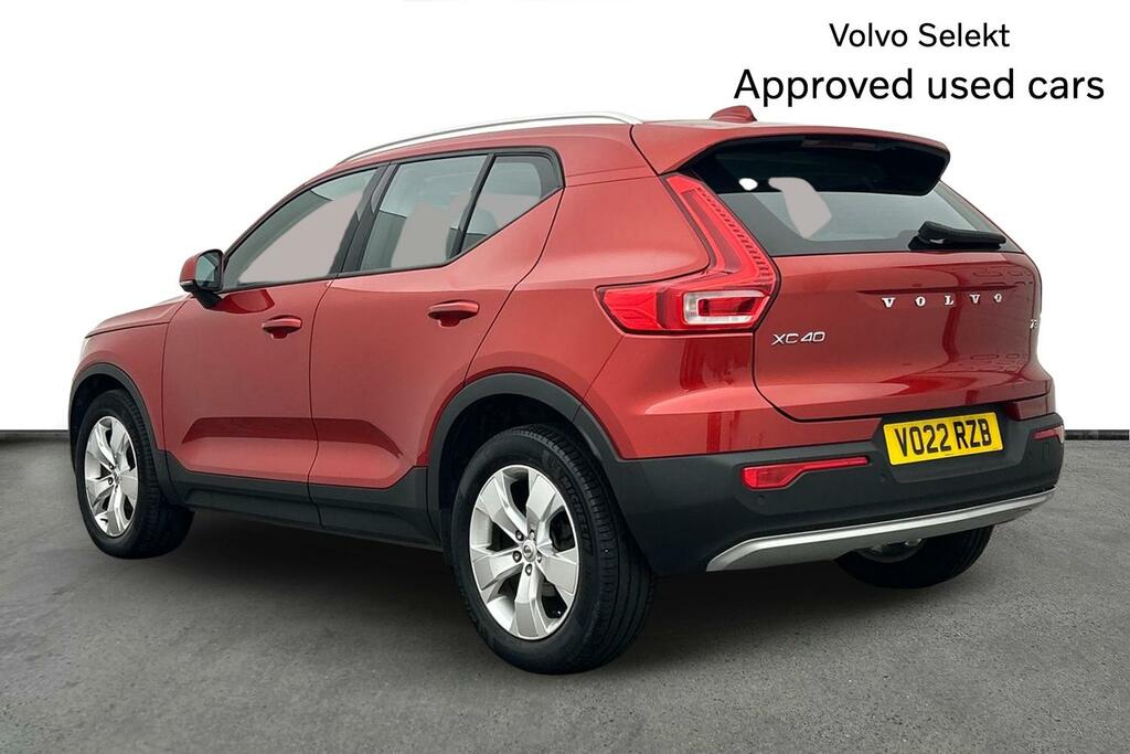 Volvo XC40 Momentum, T3 Red #3