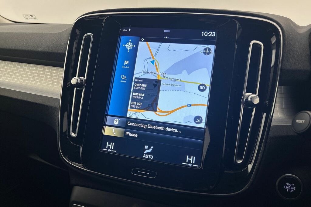 Volvo XC40 B4 P Awd Plus Dark Rear Camera, Heated Seats, A Black #15