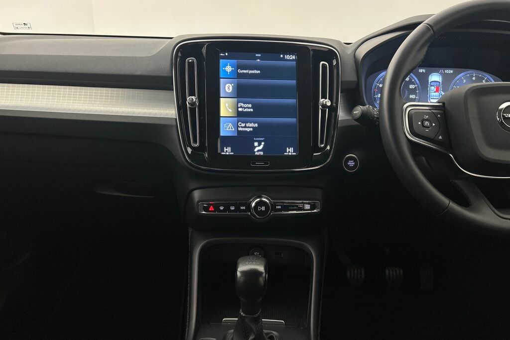 Volvo XC40 B4 P Awd Plus Dark Rear Camera, Heated Seats, A Black #28