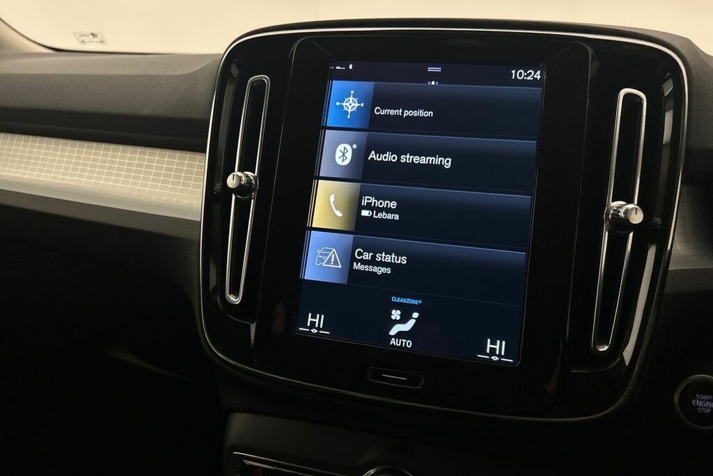 Volvo XC40 B4 P Awd Plus Dark Rear Camera, Heated Seats, A Black #16