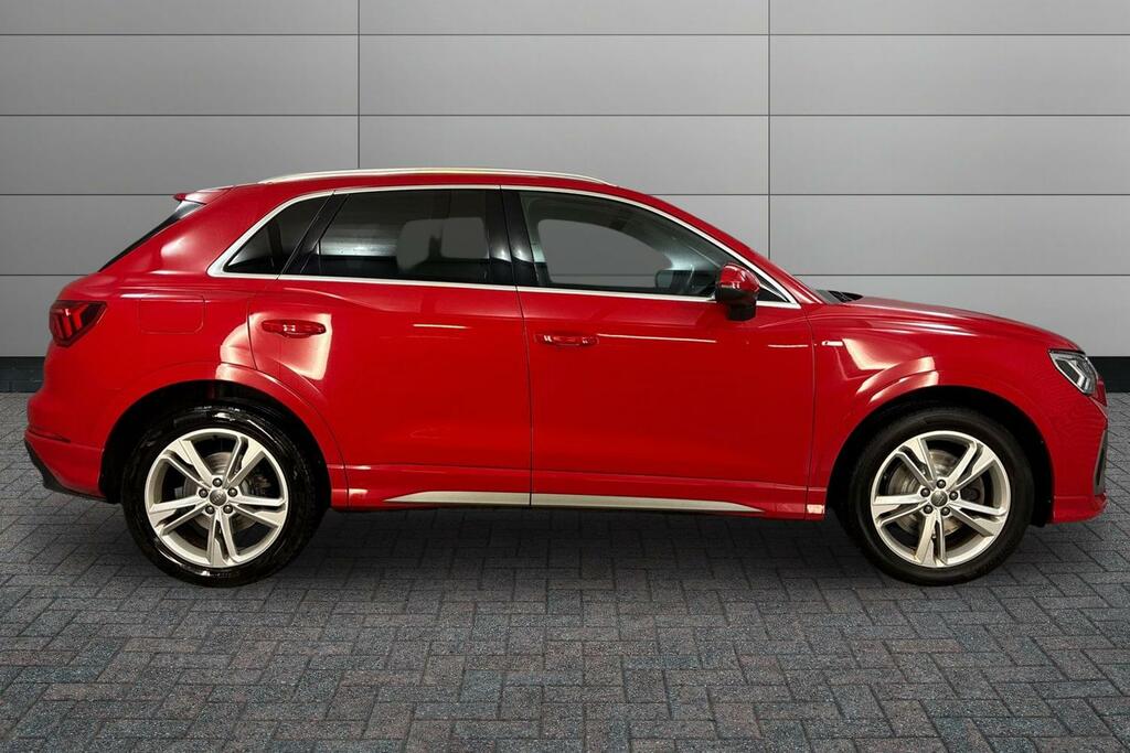 Audi Q3 40 Tfsi Quattro S Line S Tronic Red #4