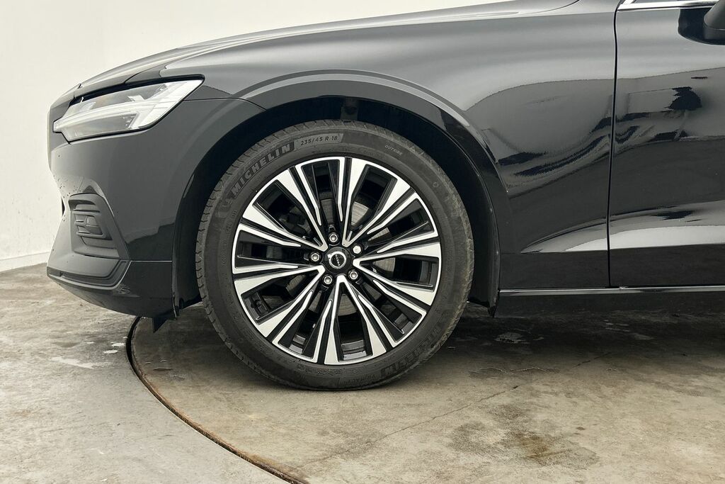 Volvo V60 Core, B3 Mild Hybrid, Black #5