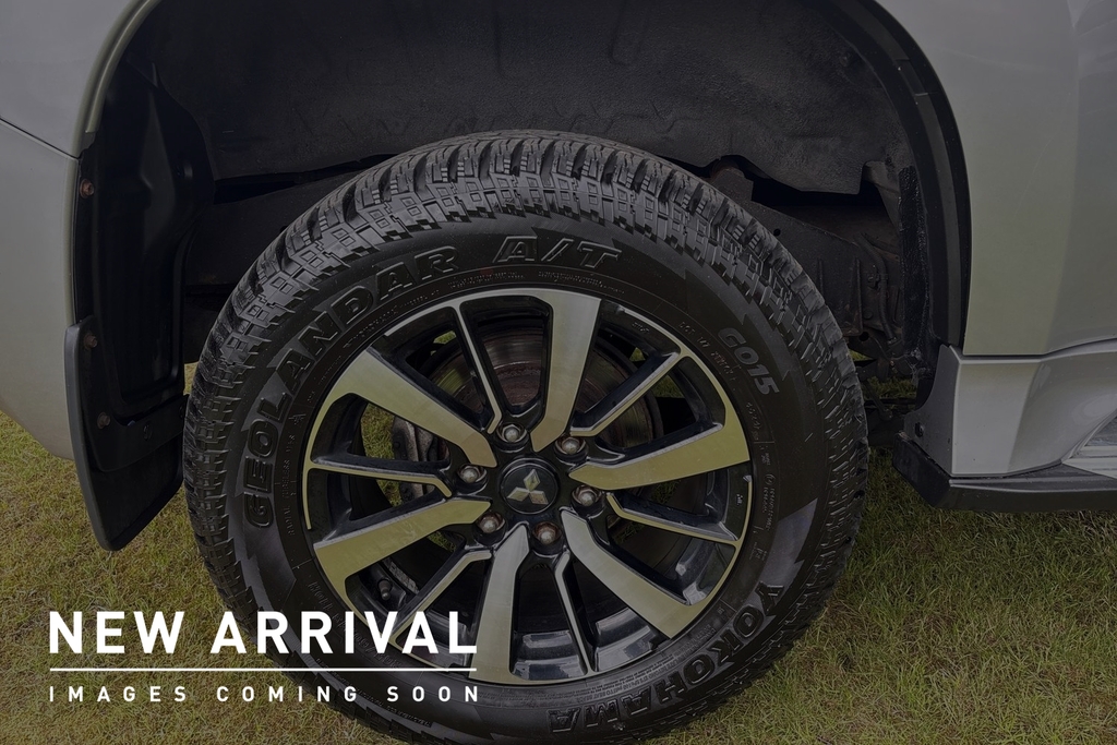 Mitsubishi Shogun Sport 2.4 Di-dc 4 4Wd Silver #4