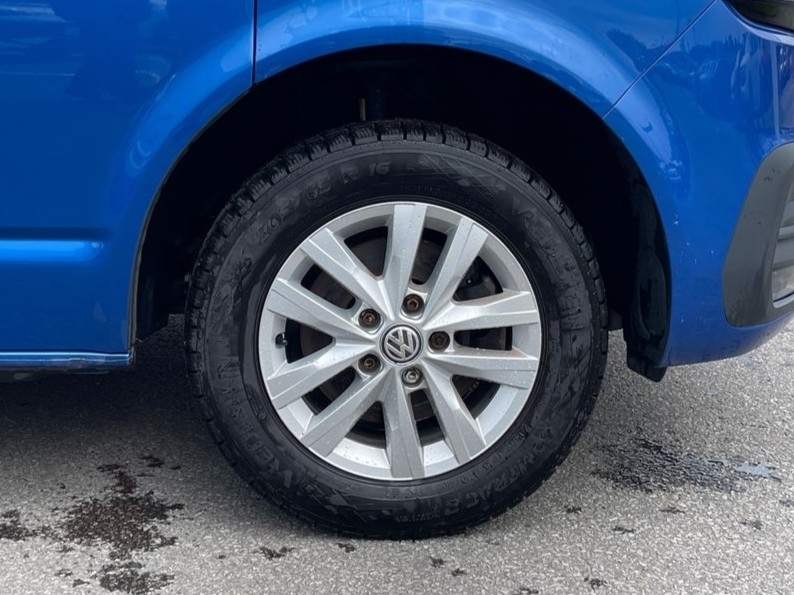 Volkswagen Transporter 2.0 Tdi 150 Highline Van Blue #5