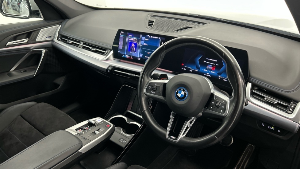 BMW iX1 Ix1 Xdrive30 M Sport Silver #6