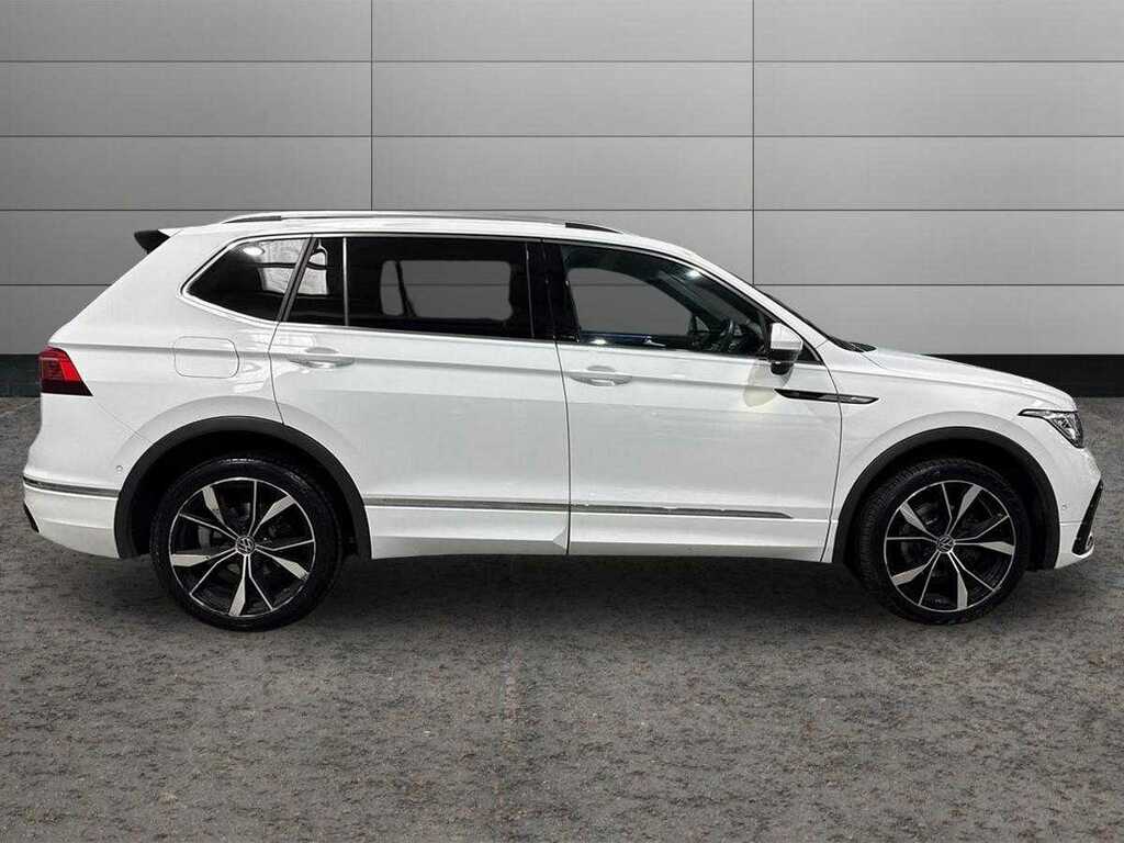 Volkswagen Tiguan Allspace 2.0 Tdi R-line Dsg White #4