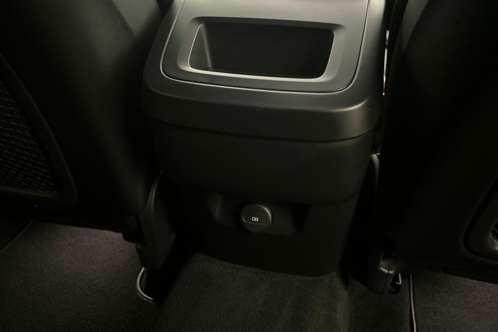 Volvo XC60 Plus Dark T6 Awd 350 Hp Grey #27