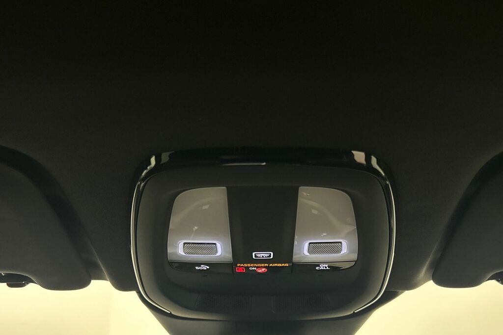 Volvo XC60 Plus Dark T6 Awd 350 Hp Grey #29