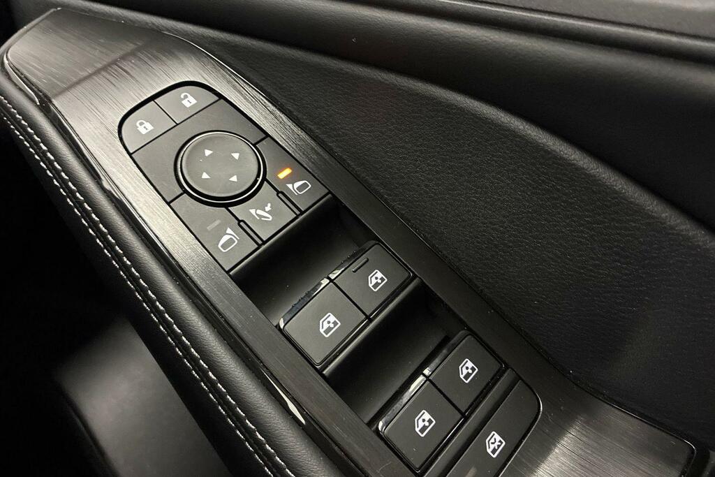 Nissan X-Trail 1.5 H E-power N-connecta Euro 6 Ss White #3