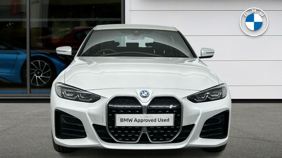 BMW i4 Edrive40 Sport 83.9Kwh 336 Bhp White #16