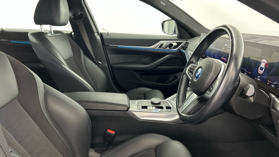 BMW i4 Edrive40 Sport 83.9Kwh 336 Bhp White #11