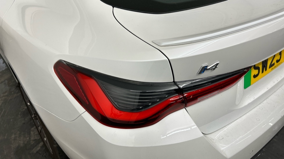 BMW i4 Edrive40 Sport 83.9Kwh 336 Bhp White #21