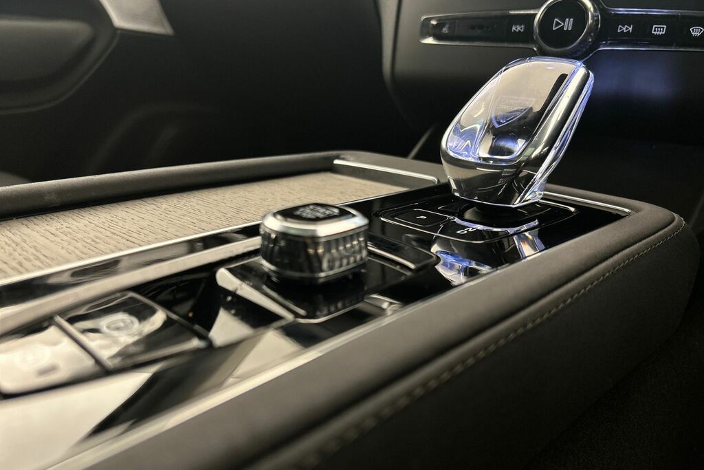 Volvo XC90 2.0 B5p Plus Dark Awd Geartronic Black #13