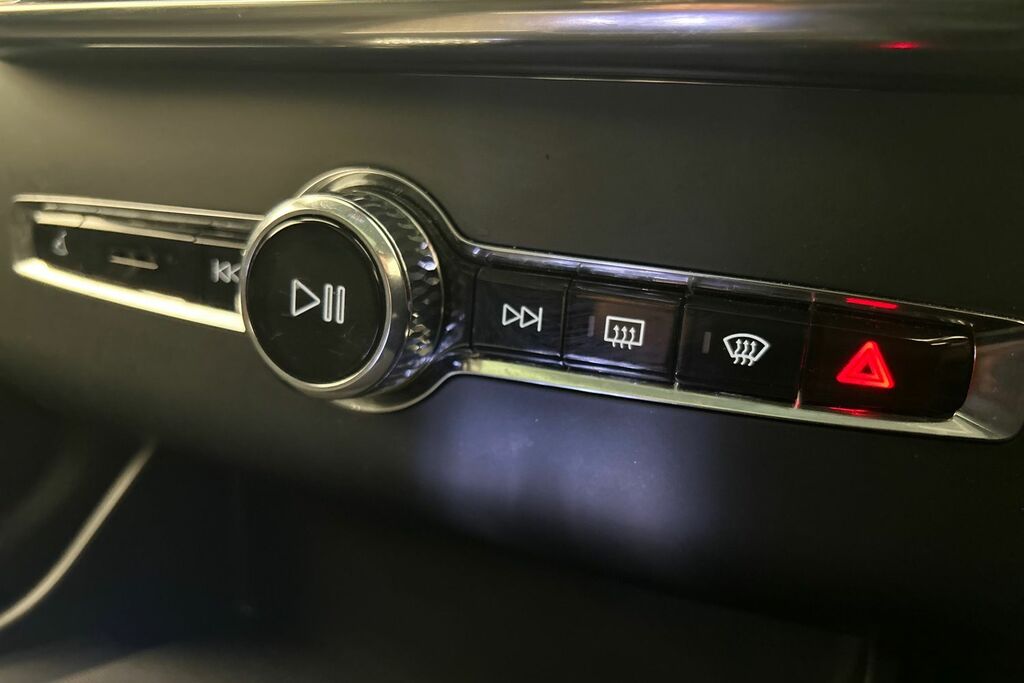 Volvo XC90 2.0 B5p Plus Dark Awd Geartronic Black #14