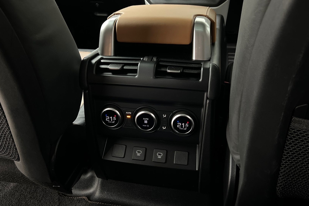 Land Rover Defender 130 Defender X-dynamic Hse D Mhev A Black #18