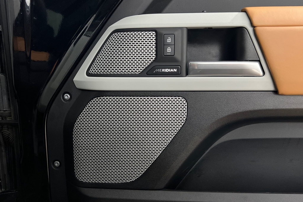 Land Rover Defender 130 Defender X-dynamic Hse D Mhev A Black #24