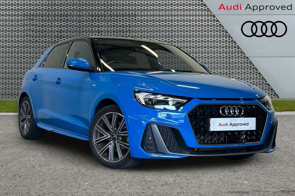 Audi A1 25 Tfsi Sport S Tronic Black #1