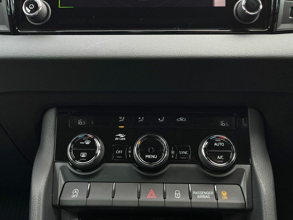 Skoda Karoq Se Drive Silver #17