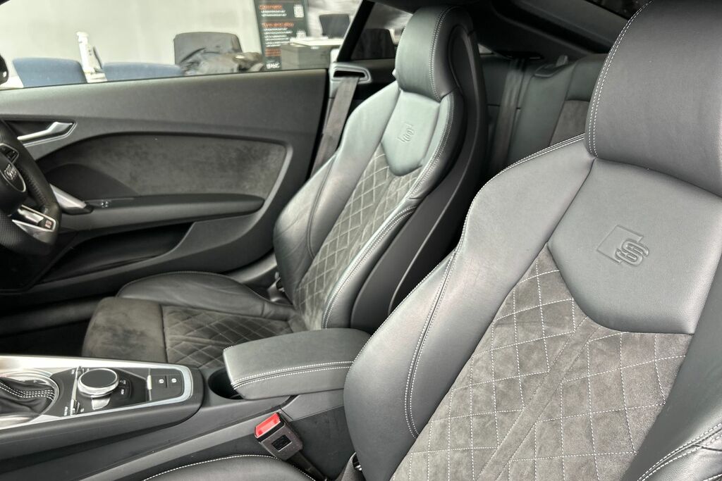 Audi TT S Coup- Black Edition Tfsi 306 Ps S Tronic White #16