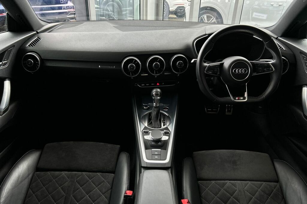 Audi TT S Coup- Black Edition Tfsi 306 Ps S Tronic White #10